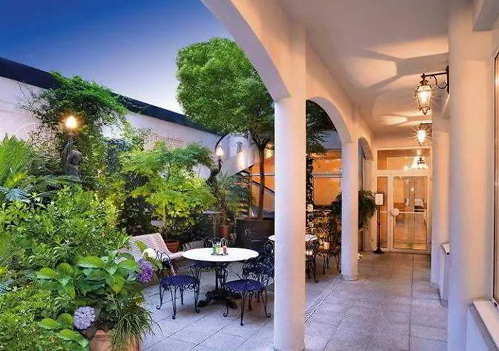 Hotel Gloria & Avenue