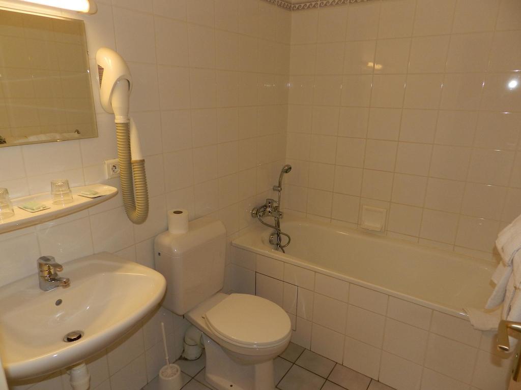 Gloria & Avenue Hotel 3*