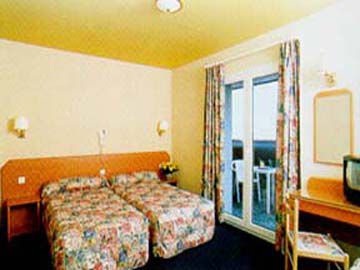 Hotel Gloria & Avenue 3*